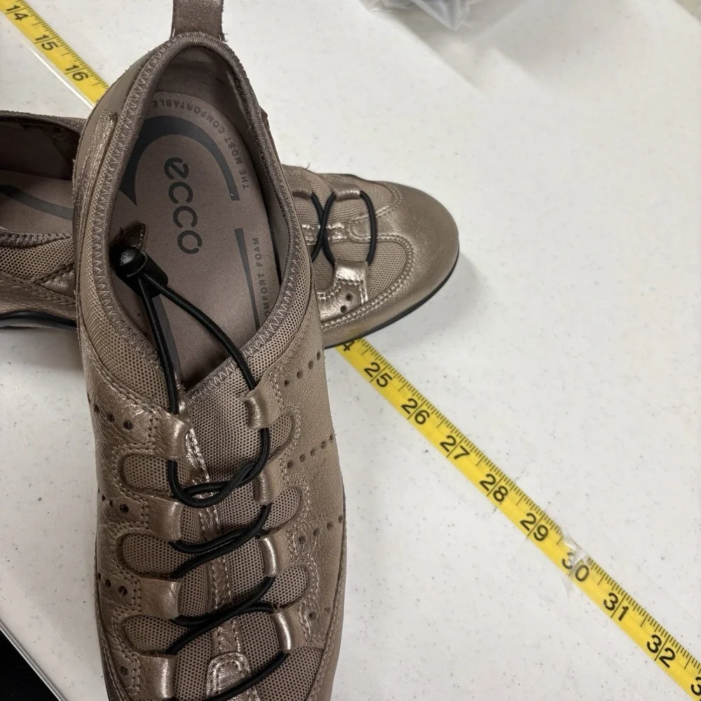 ECCO Vibration II  Women's Bronze Comfort Sneakers Leather Slip-On Size 9  (40) - Picture 12 of 15